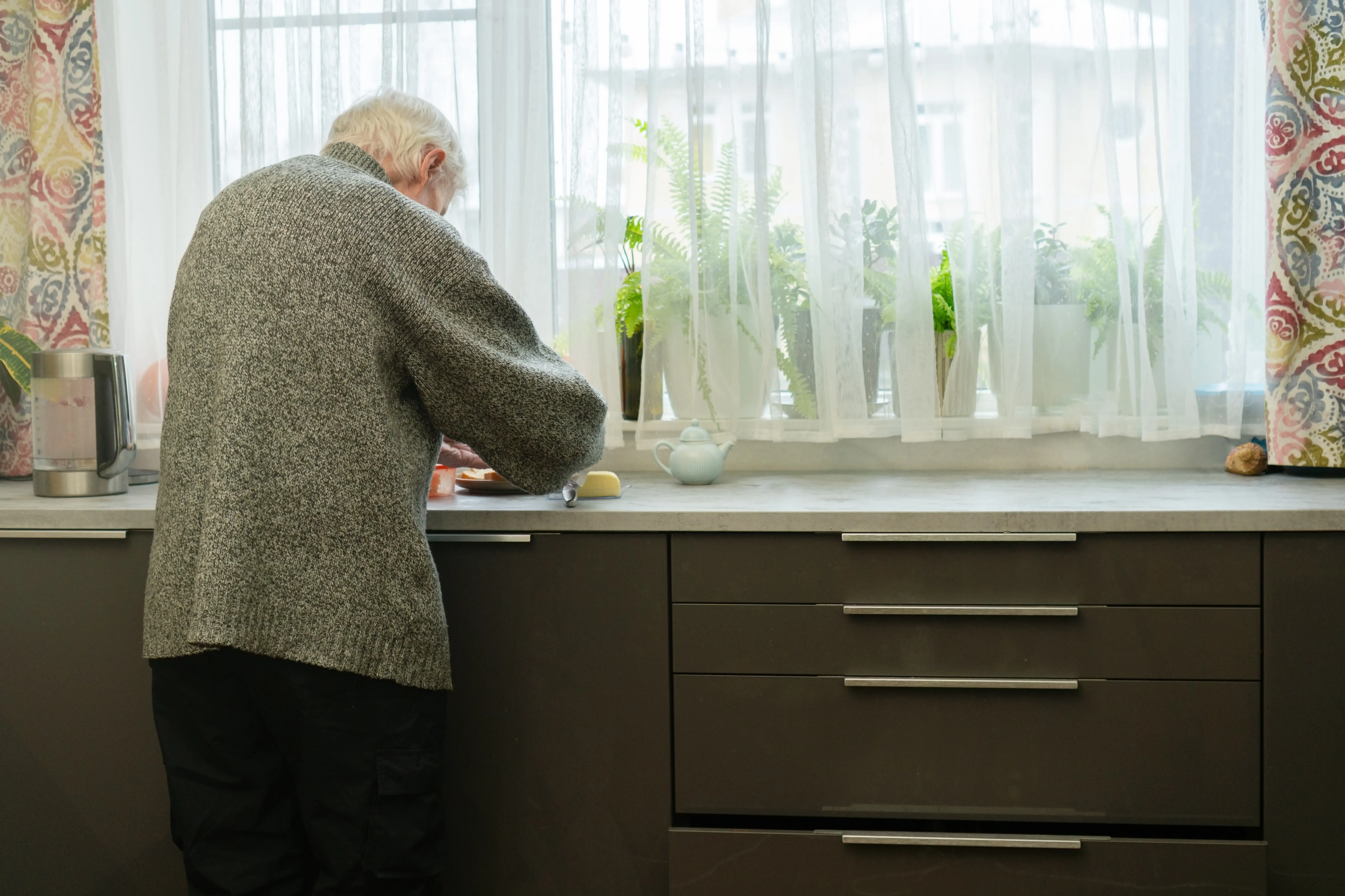 When a Parent Lives Alone: A Family Caregiver's Safety Guide